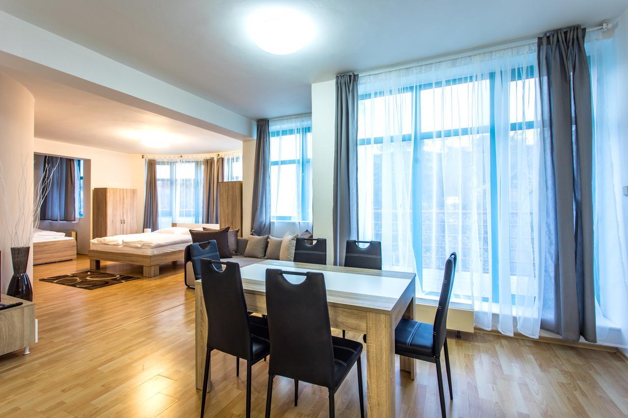 Terrace Hotel Prag Exteriör bild